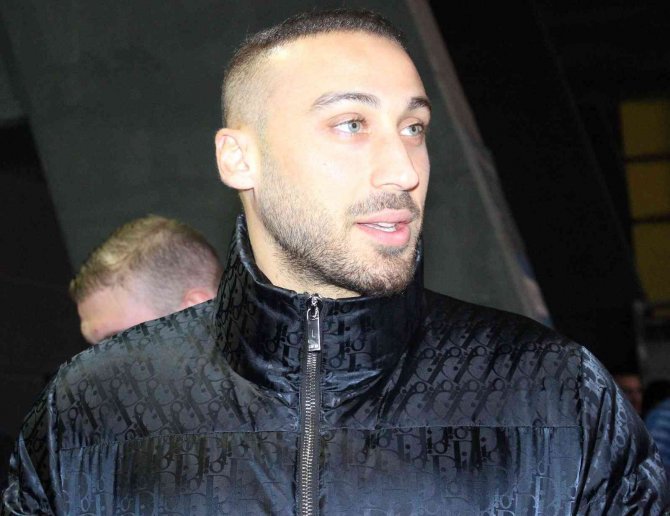 Cenk Tosun: "Everton İle Sözleşmem Sona Erdikten Sonra Karar Vereceğiz"