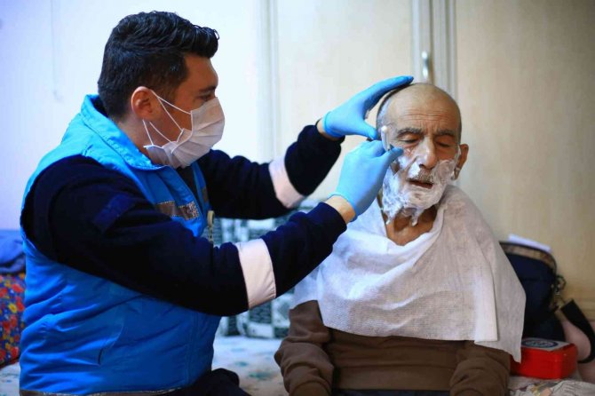 Hastalara Evlerinde Bakım Hizmeti