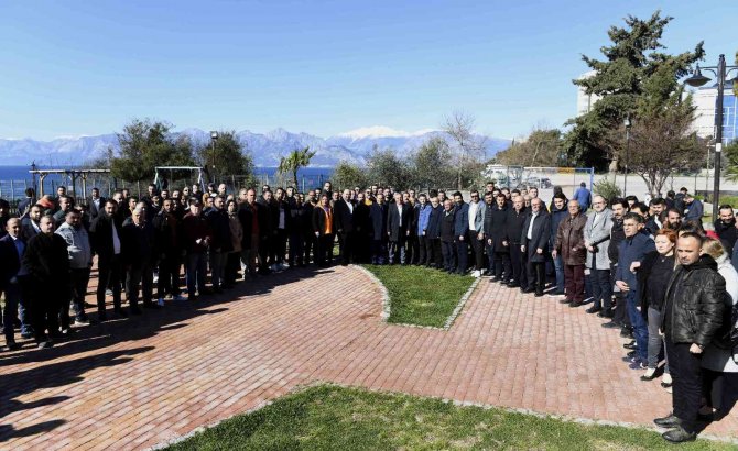Muratpaşa’da Taşıt Kiralama Şirketlerine Yer Çözümü