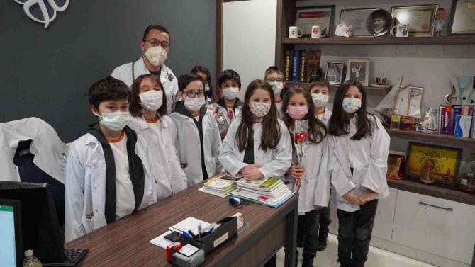 Minik Doktorlar, Yüzleri Güldürdü