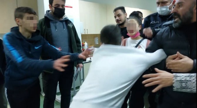 Silahlı Saldırıda Yaralanan Genç Hastaneden Kaçmak İstedi