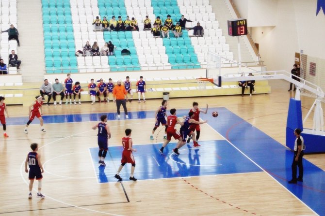Sinop’ta U-18 Erkekler Basketbol Grup Müsabakaları Sona Erdi