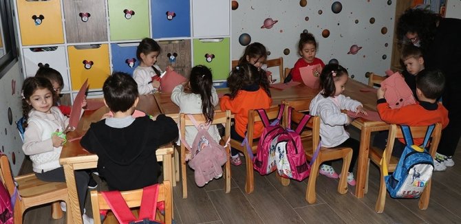 Sivas Akd Kıds Ailesi 14 Mart Tıp Bayramını Kutladı