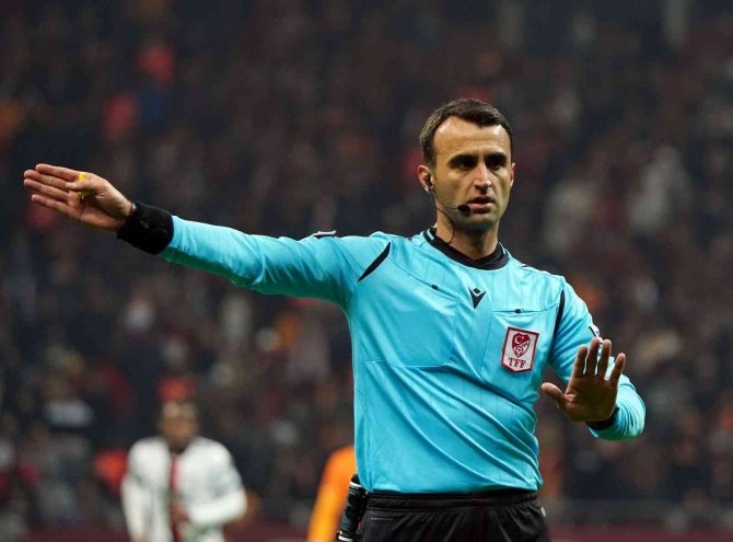 Spor Toto Süper Lig: Galatasaray: 2 - Beşiktaş: 1 (Maç Sonucu)