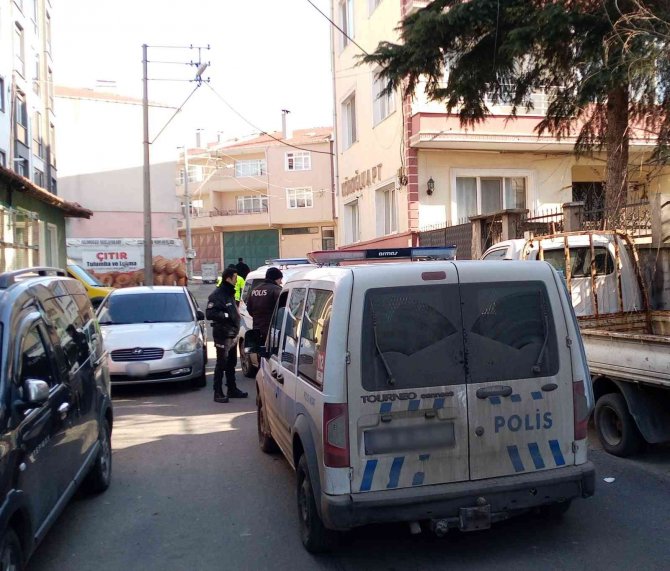 Trafik Kurallarını Hiçe Sayan Sürücü Kovalamaca Sonrası Yakalandı