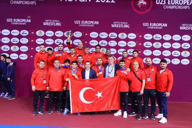 U23 Güreş Milli Takımından Tarihi Başarı