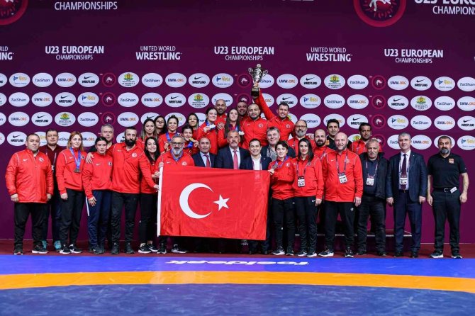 U23 Güreş Milli Takımından Tarihi Başarı