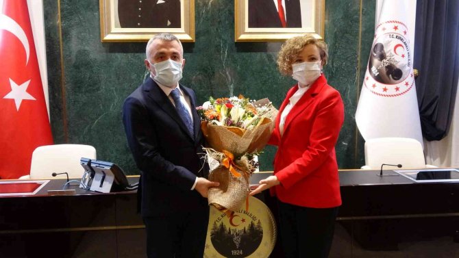 Fedakar Sağlık Çalışanlarına Teşekkür Belgesi