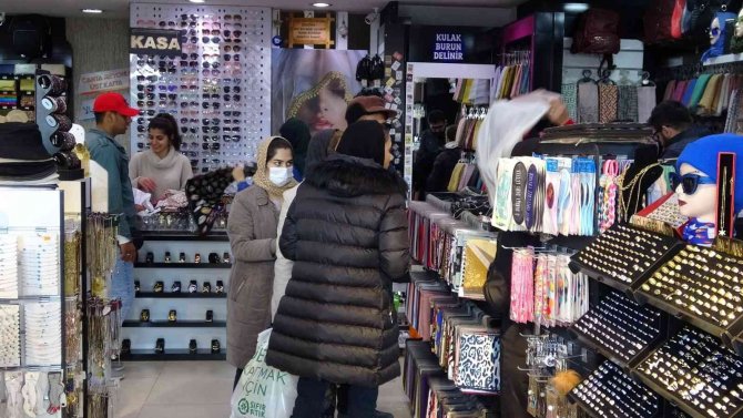 İ̇ranlıların Nevruz Tercihi Van Oldu