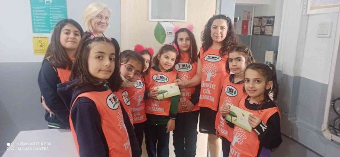 Vanlı Öğrenciler Tema Gönüllüsü Oldu