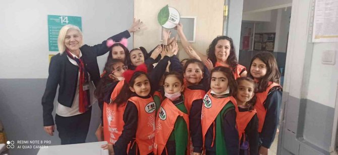 Vanlı Öğrenciler Tema Gönüllüsü Oldu