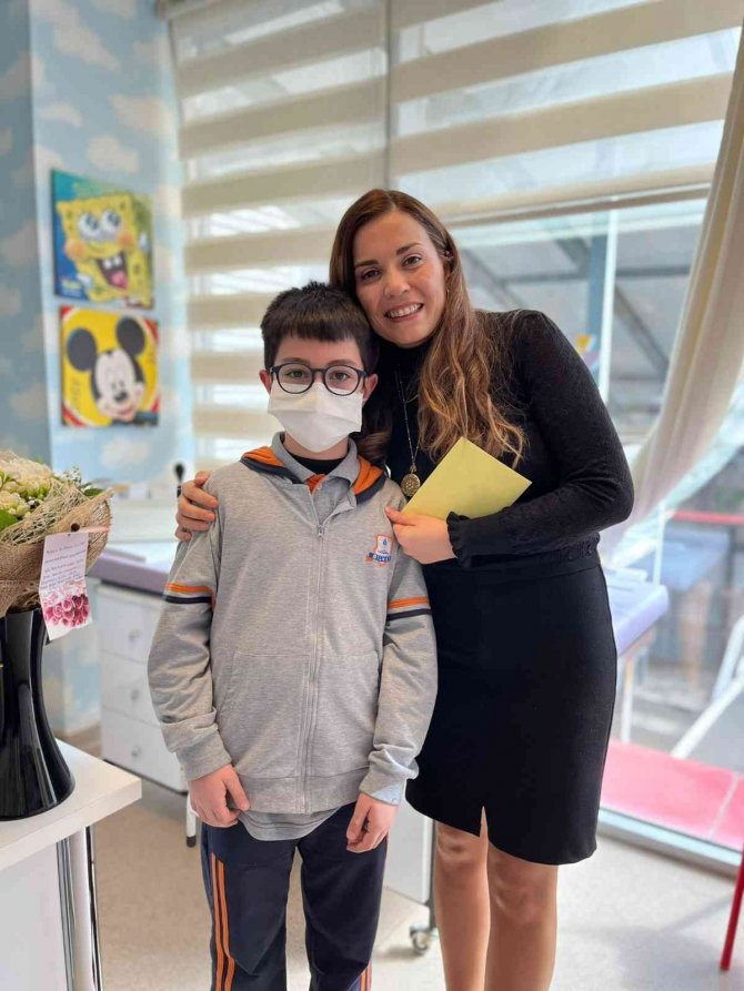 Çocuklardan Doktorlarına Anlamlı Hediye