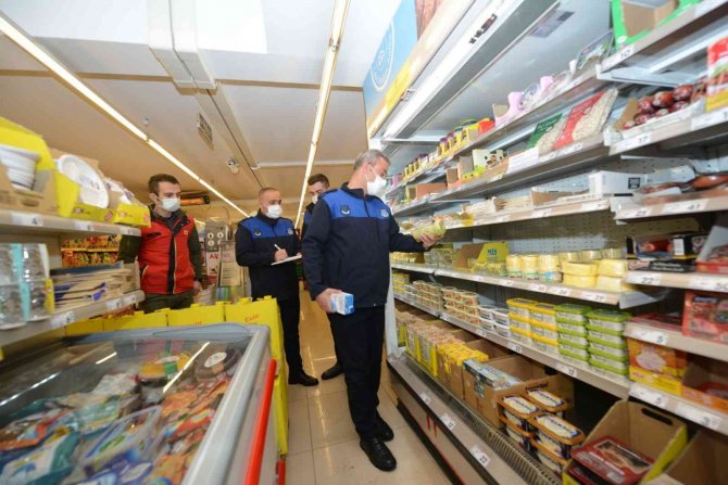 Yakutiye Zabıtası Marketleri Denetledi