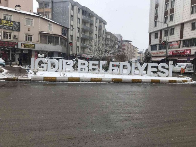 Doğunun Çukurova’sı Yeniden Beyaza Büründü