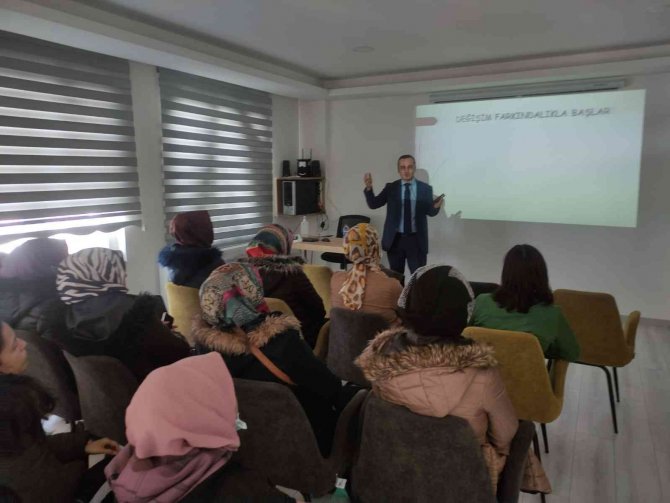 Afyonkarahisar’da Ailelere Seminer Verildi