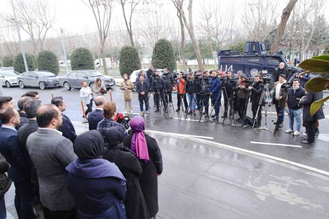 Ak Parti İ̇stanbul İ̇l Başkanlığı’ndan İ̇bb’ye "Çınar Ağacı" Tepkisi