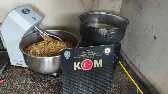 Hatay’da 1 Ton Kaçak Nargile Tütünü Ele Geçirildi
