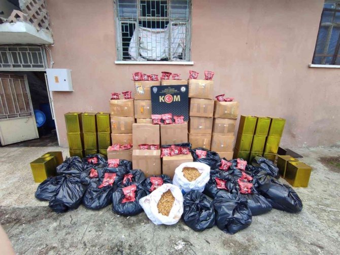 Hatay’da 1 Ton Kaçak Nargile Tütünü Ele Geçirildi