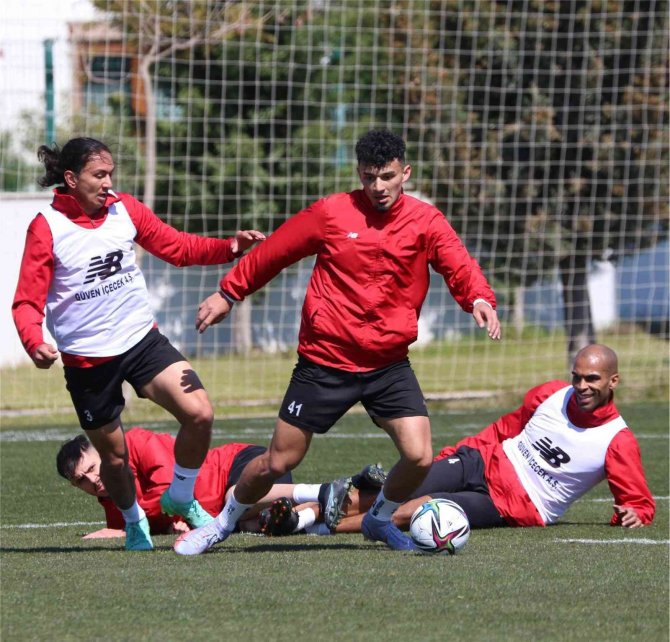 Antalyaspor, Giresunspor Maçı Hazırlıklarına Başladı
