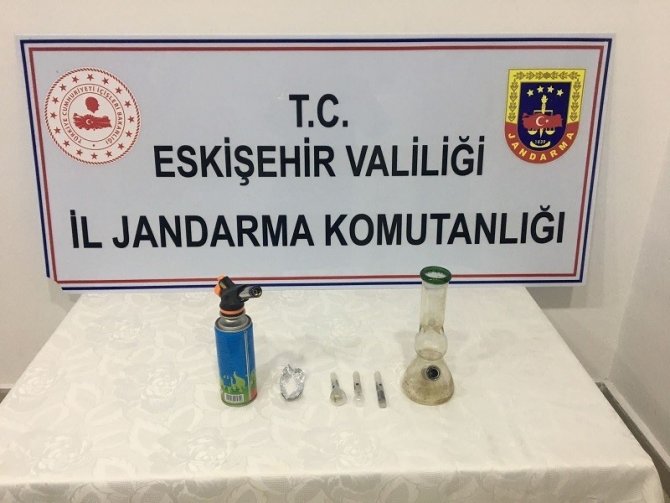 Şüpheli Araçta Uyuşturucu Madde Ele Geçirildi
