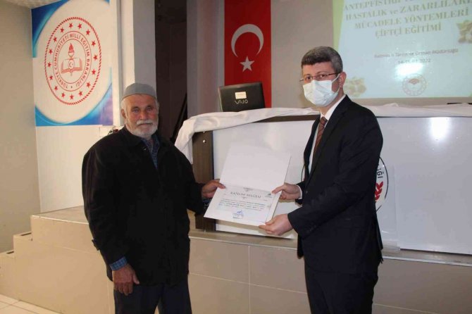 Beşiri’de Çiftçilere Fıstık Yetiştiriciliği Eğitimi Verildi