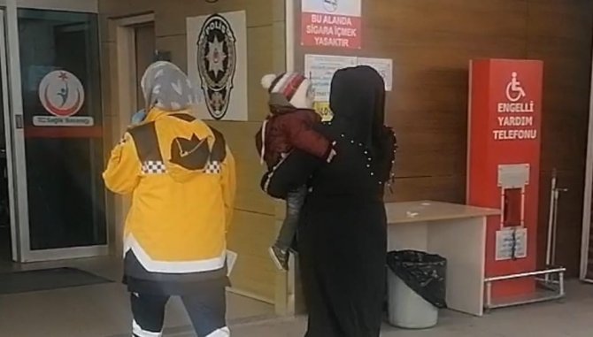İ̇ki Adet 50 Kuruş Yutan Bebek Hastanelik Oldu