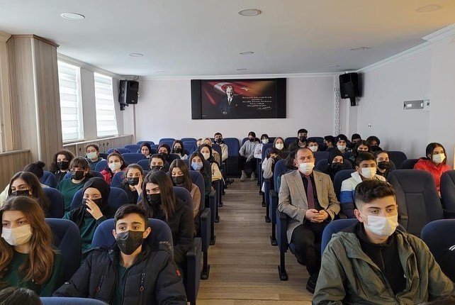 “Deprem Ve Afet Bilinci” Semineri Verildi