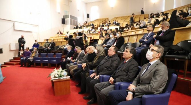 Dpü’de “Vergilemeye Zarif Dokunuşlar” Konulu Konferans