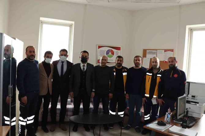 Kaymakam Çelik’ten Sağlık Çalışanlarına Hediye