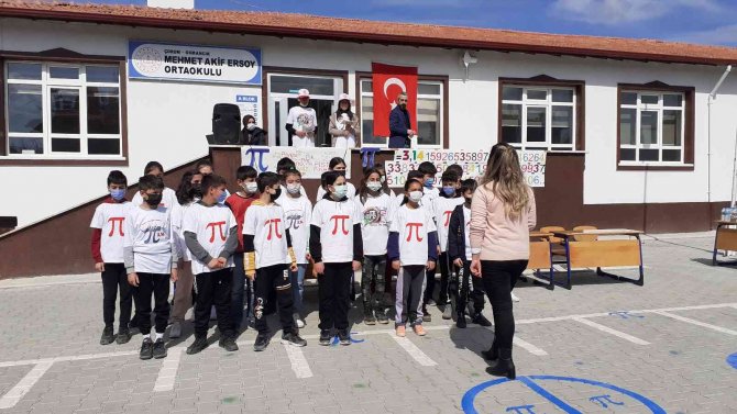Dünya Pi Günü, Mehmet Akif Ersoy Ortaokulunda Kutlandı