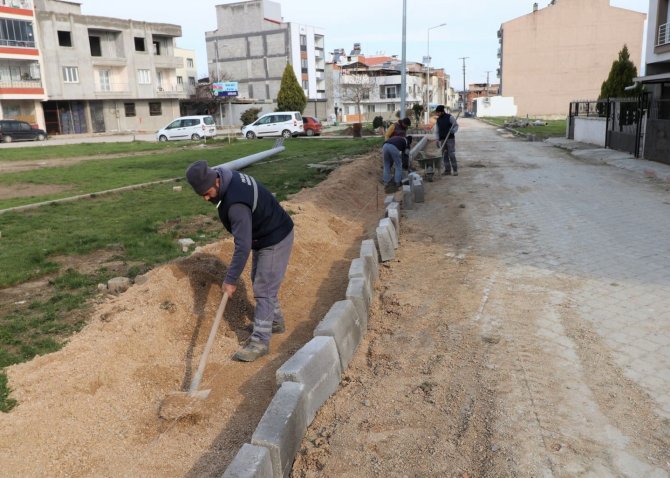 Turgutlu Belediyesi Ekiplerinden Yoğun Çalışma