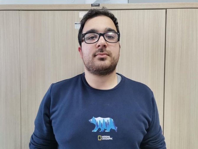 İ̇zmir’de Doktoru Darbedip Bıçak Çeken Şüpheli Yakalandı