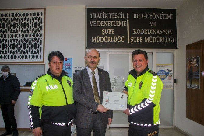 Kars’ta Sürücülere Öfke Kontrolü Anlatıldı