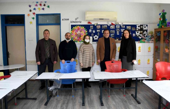Kuşadası Belediyesi’nden Otizmli Öğrencilere Destek