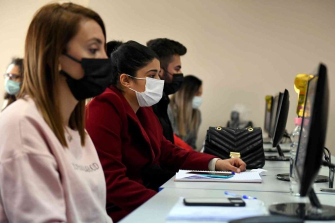 Yetenek Dönüşüm Projesi İstihdam Kapıları Açıyor