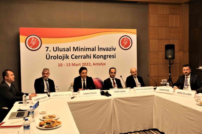 Prof. Dr. A. Barbaros Başeskioğlu: “Varikosalde 6 Kişiden 1’i Cerrahi Müdahale Gerektirir”