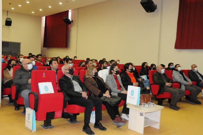 Munzur Üniversitesinde 2021 Dönemi Erasmus+ Bilgilendirme Toplantısı Yapıldı