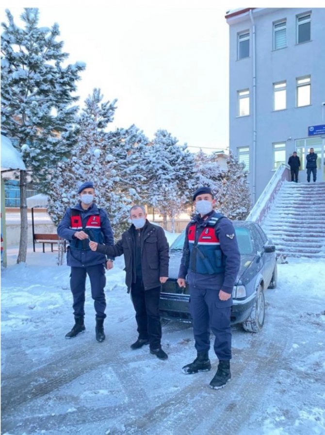 Jasat Niğde’de Çalınan Aracı Aksaray’da Buldu