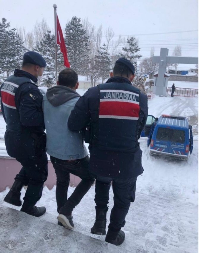 Jasat Niğde’de Çalınan Aracı Aksaray’da Buldu