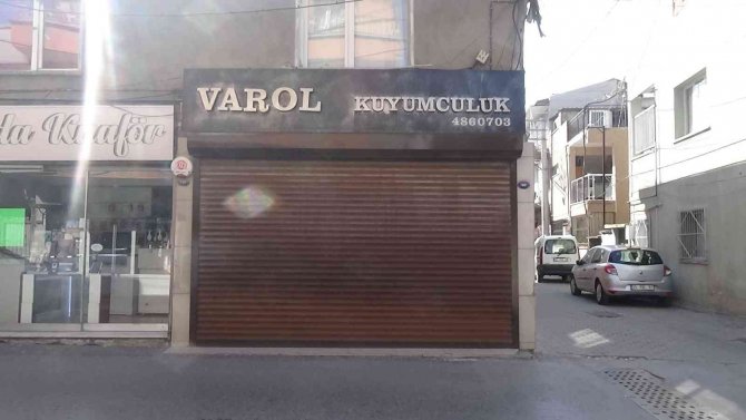 İ̇zmir’de İkinci Kuyumcu Vurgunu: Yine Çok Sayıda Mağdur Var