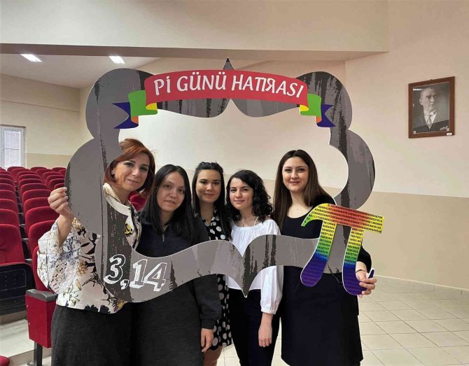 Omü’de Pi Günü Kutlandı