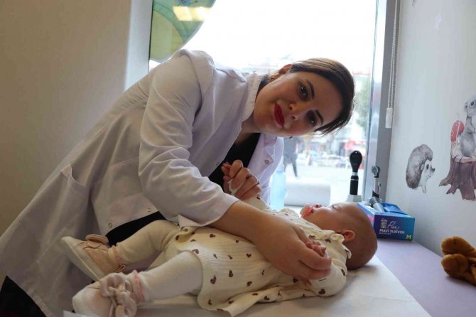 580 Gram Doğan Sude Bebek Hayata Tutundu