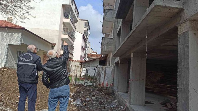 Karı-koca Uyurken Eve Hırsız Girdi