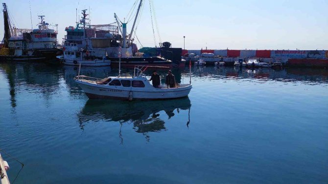 Poyraz Dindi, Balıkçılar Denize Açılmaya Başladı