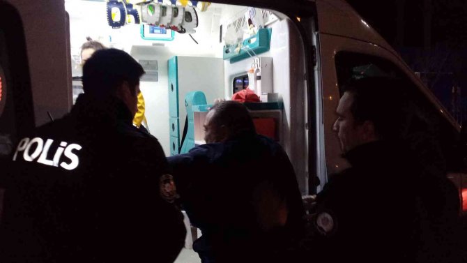 Darp Edilip Ağladı, Polis Teselli Etti