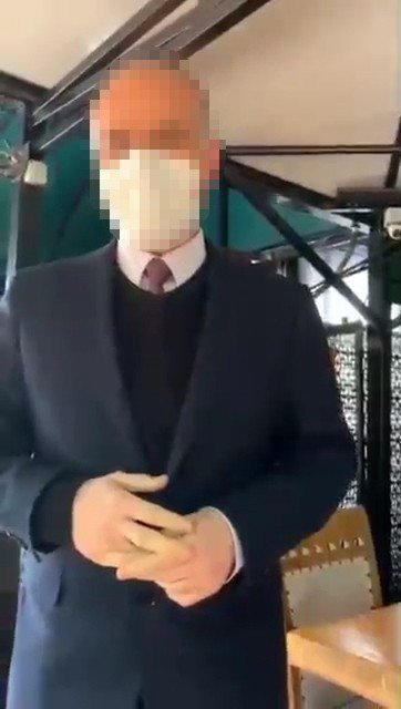 Üsküdar’da Restoranda ‘Fazla Yakınlaşmayın Tartışması’ Kamerada
