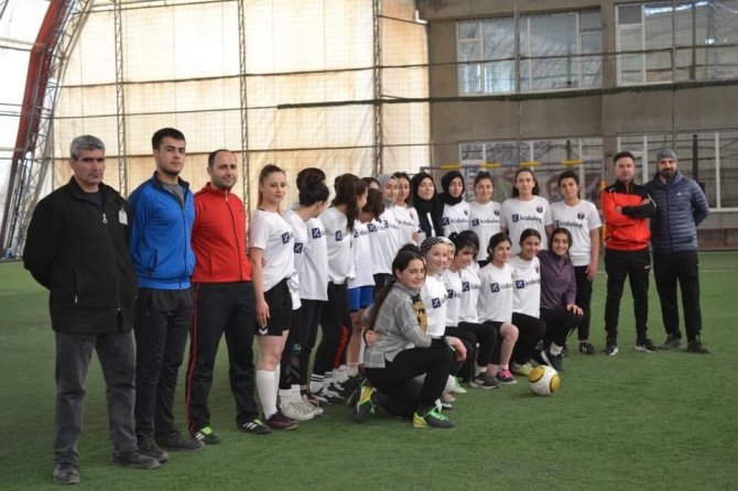 Vanlı Yeşil Sahanın Sultanları Şampiyonluğu Hedefliyor