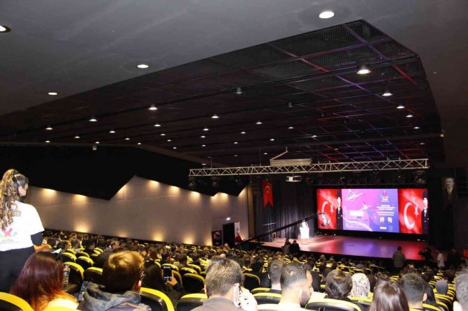 Ulusal Yönetim Bilişim Zirvesi Düzenlendi