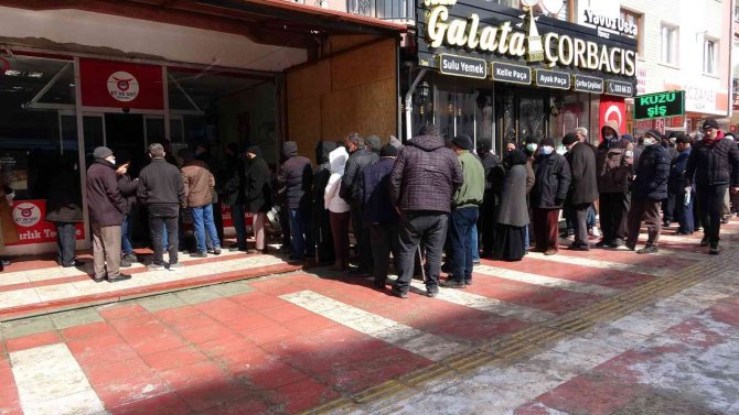 Yozgat’ta Et Ve Süt Kurumu Satış Şubesinde Ramazan Yoğunluğu Yaşanıyor