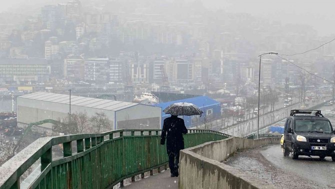 Kar Zonguldak’ta Yeniden Etkili Oldu
